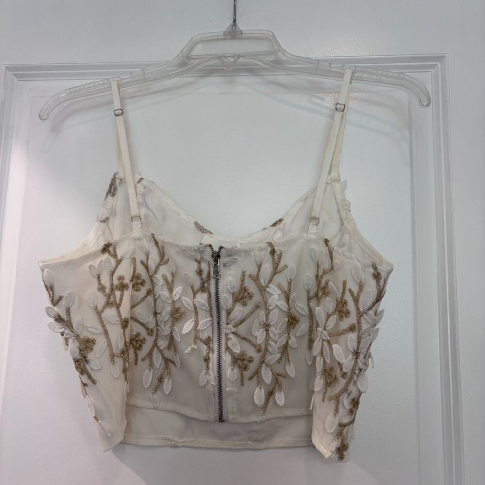 Shein WHITE & GOLD TRIM FLORAL LACE CORSET CROP TOP - Picture 2 of 6